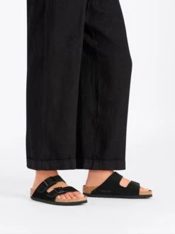 Birkenstock Leren Slippers "Arizona" Zwart -LIMANGO WINKEL birkenstock leren slippers arizona zwart 3